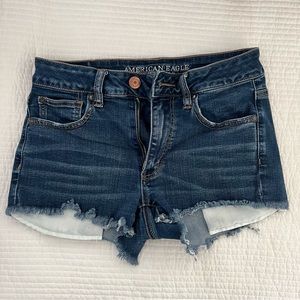 America Eagle Outfitters - super stretch hi-rise Jean Short - size 6